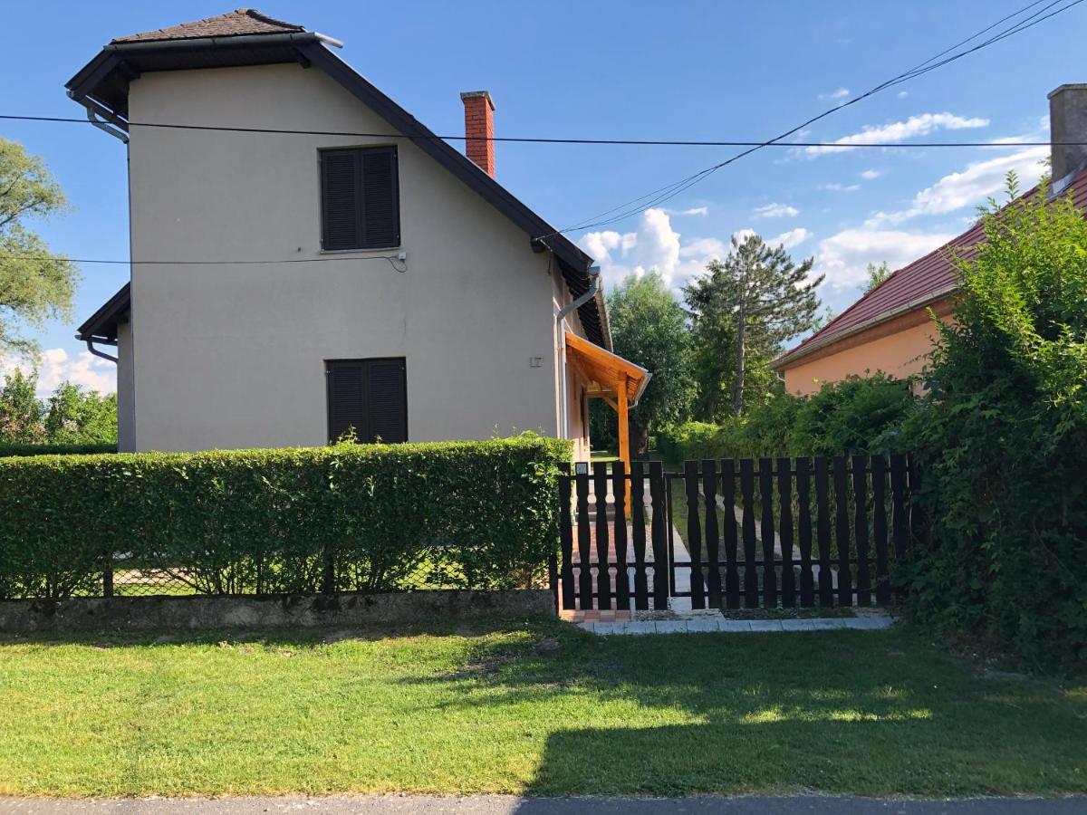 Maria Villa Balatonmariafurdo Exterior photo